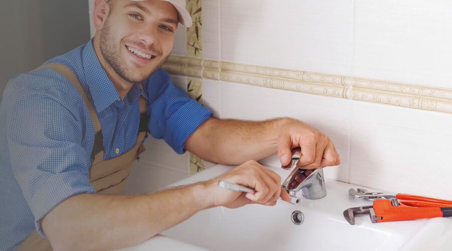 Professional emergency plumbing in Crumrod, AR